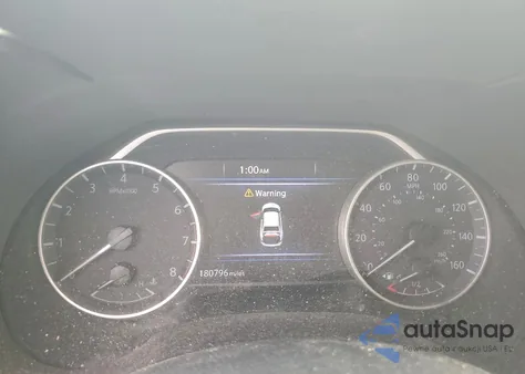 2018 Nissan Maxima 3.5S z USA, uszkodzony, nr VIN 1N4AA6AP9JC370773